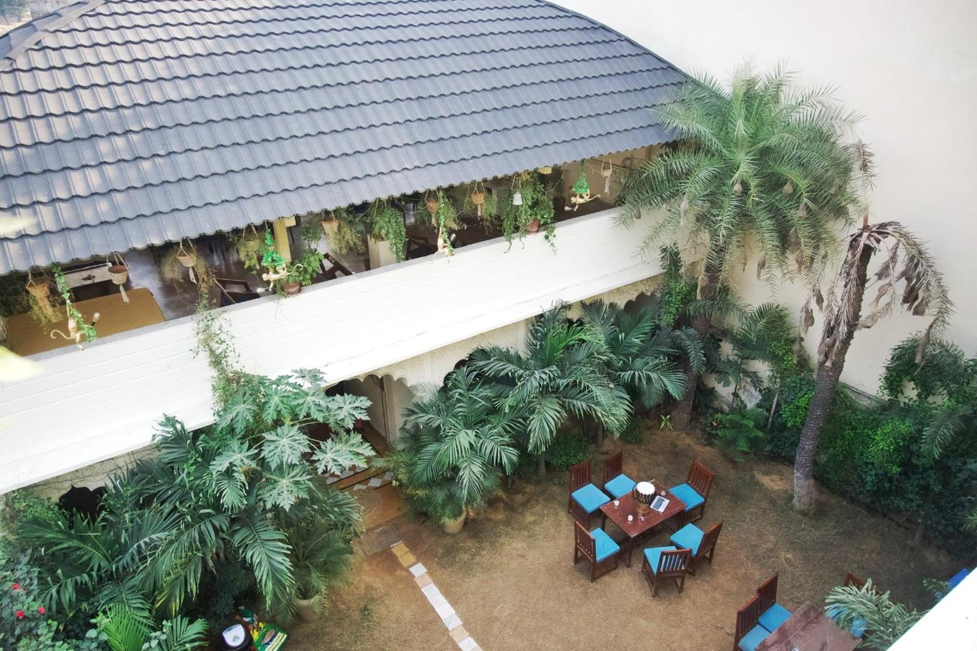 Banana Hostel Pushkar Exteriör bild