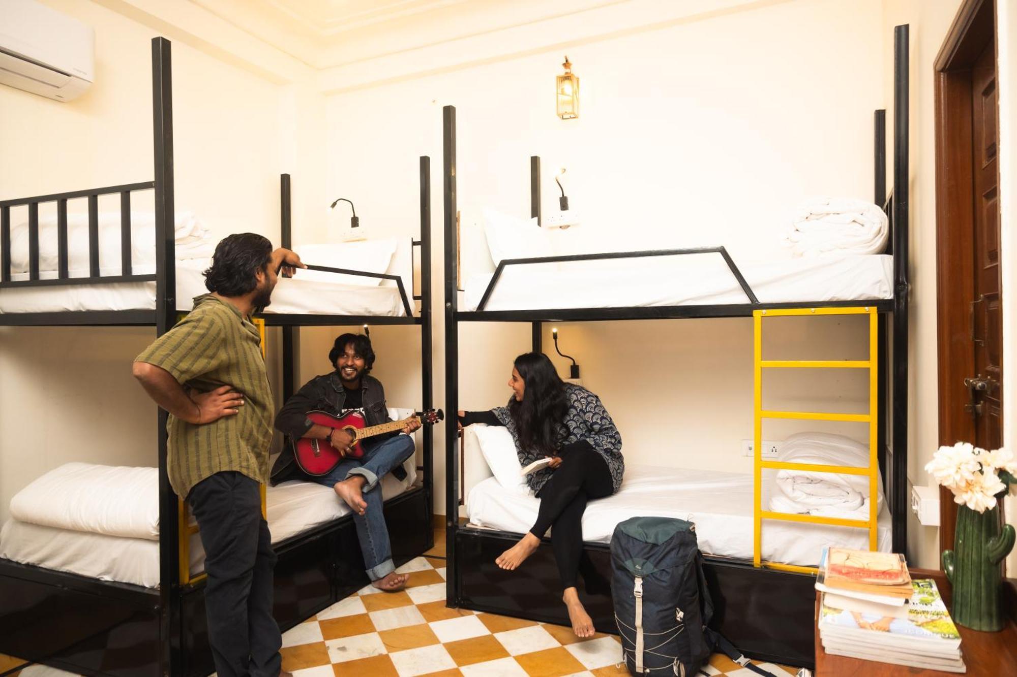 Banana Hostel Pushkar Exteriör bild